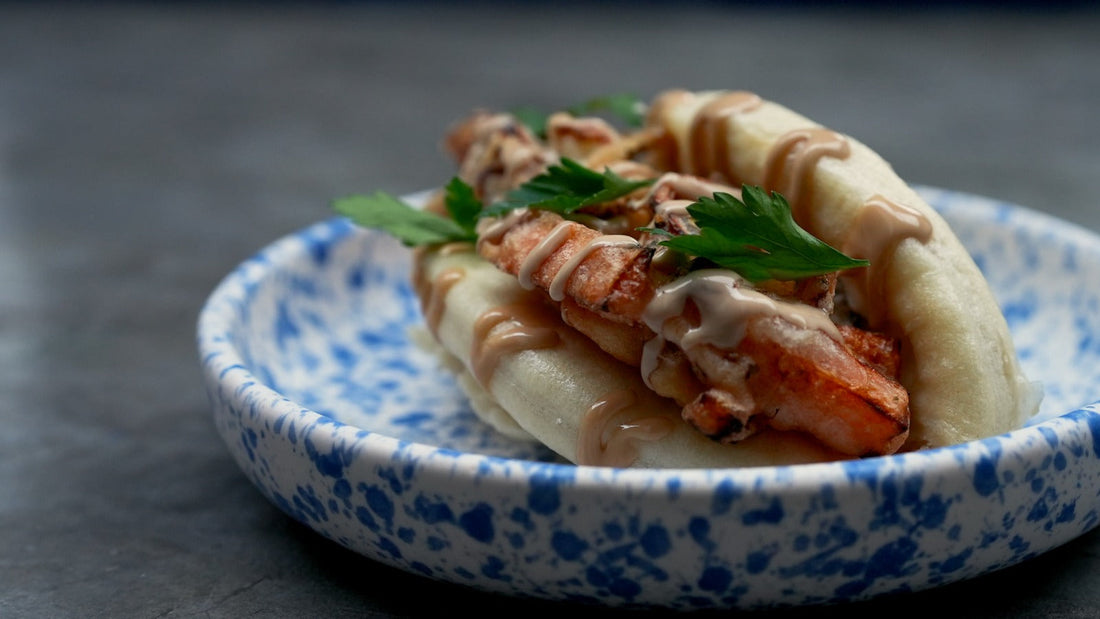 SanduBAO com Tempurá e Maionese de Shoyu